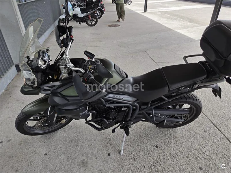 Triumph Tiger 800 – Vista 4