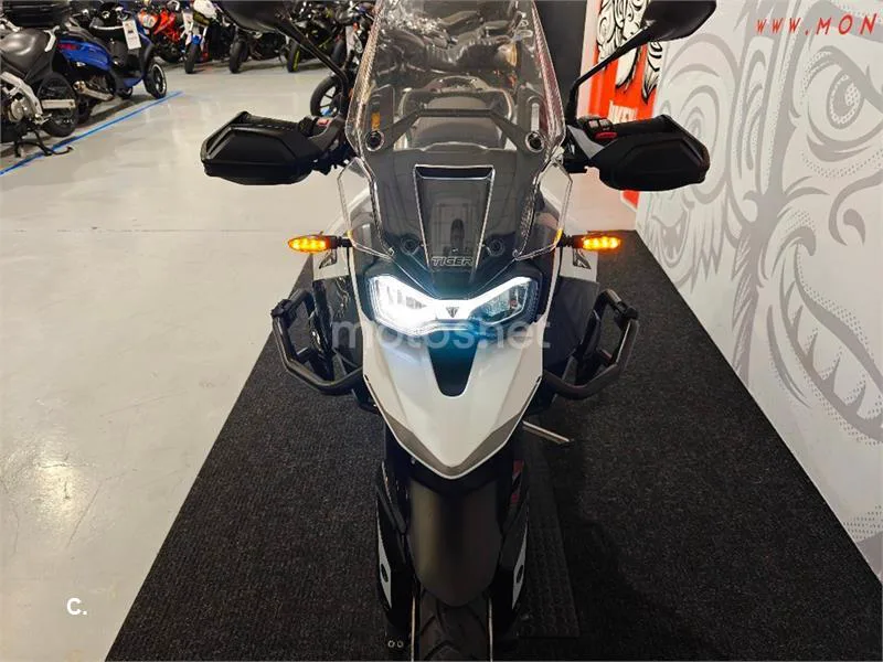 Triumph Tiger 900 – Vista 4