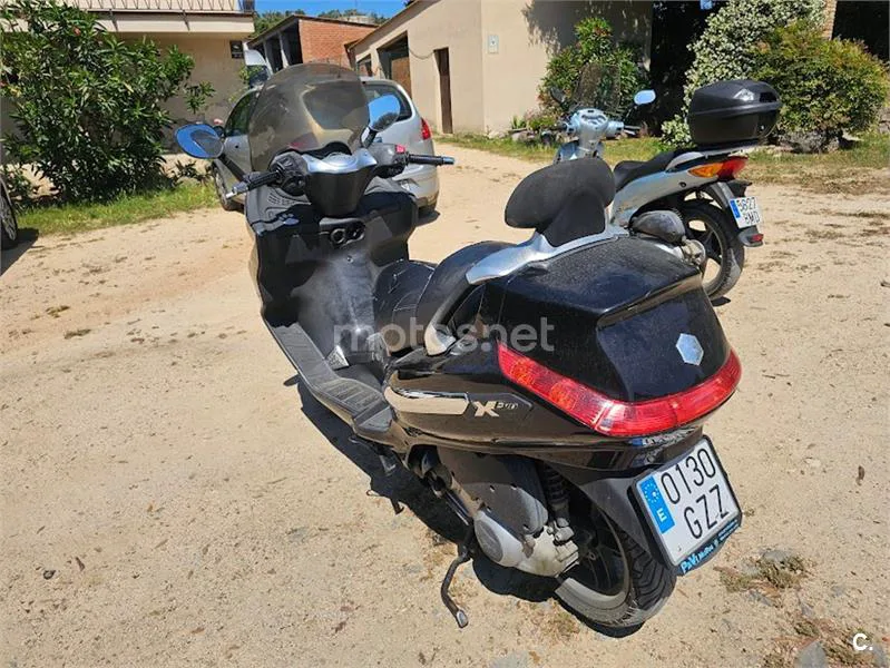 Piaggio X EVO 125 – Vista 9