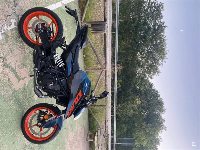 KTM 125 – Vista 2