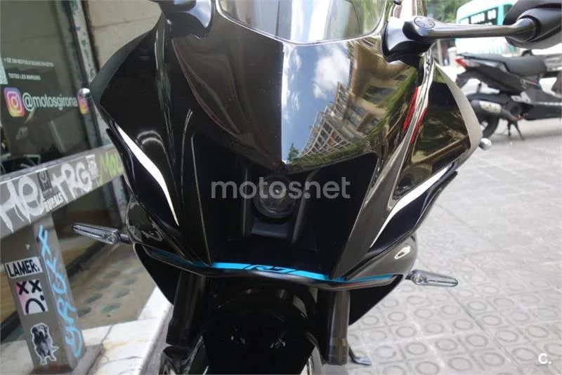 Yamaha R7 – Vista 11