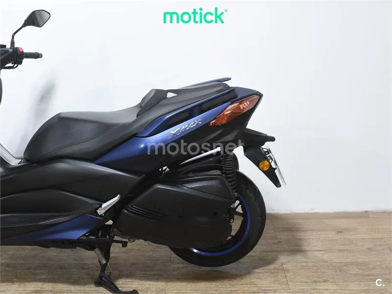 Yamaha XMAX 300 – Vista 9