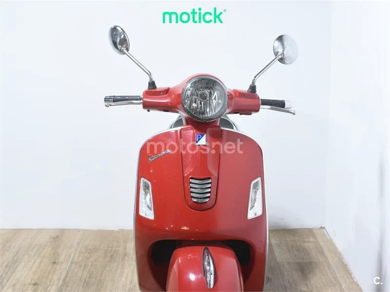 Vespa GTS Super 125 – Vista 11