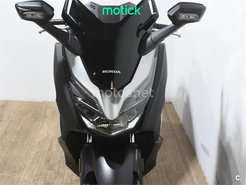 Honda Forza – Vista 11