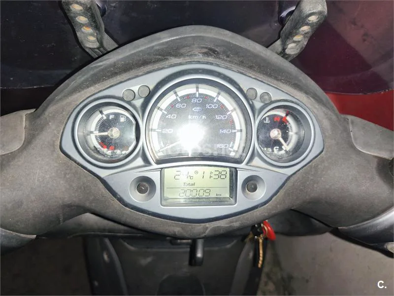 Yamaha X-CITY 250 – Vista 3