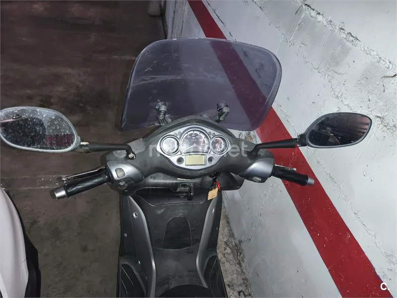 Yamaha X-CITY 250 – Vista 4