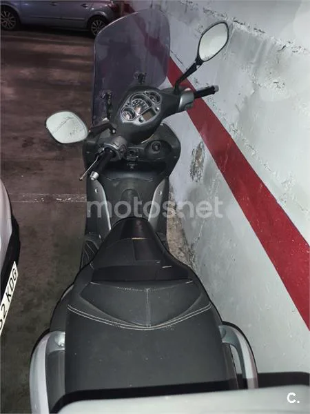 Yamaha X-CITY 250 – Vista 5