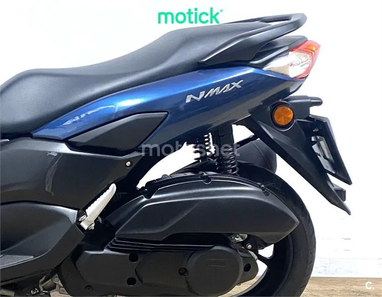 Yamaha NMAX – Vista 7
