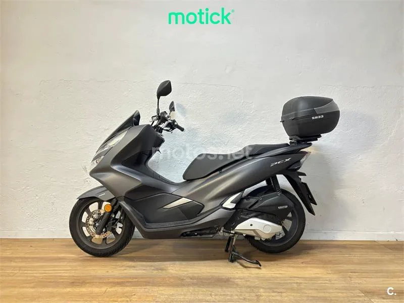 Honda PCX 125 – Vista 7