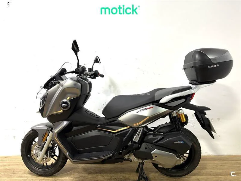 QJ Motor ATR 125 – Vista 5
