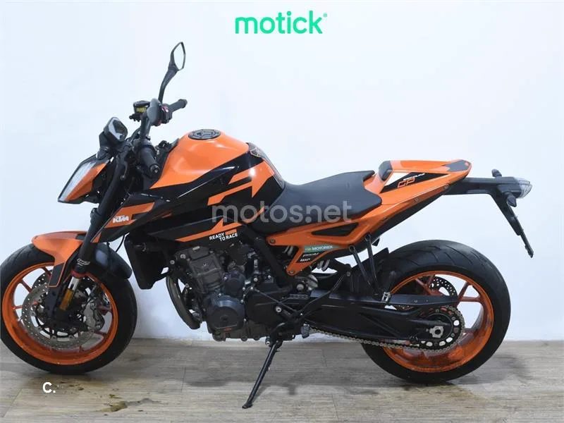 KTM 890 – Vista 7