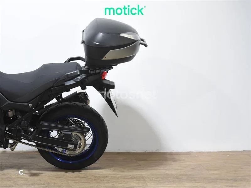 Suzuki V-Strom 650 XT – Vista 9