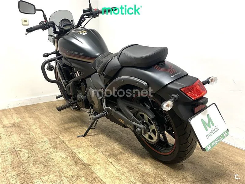 Kawasaki Vulcan S – Vista 8