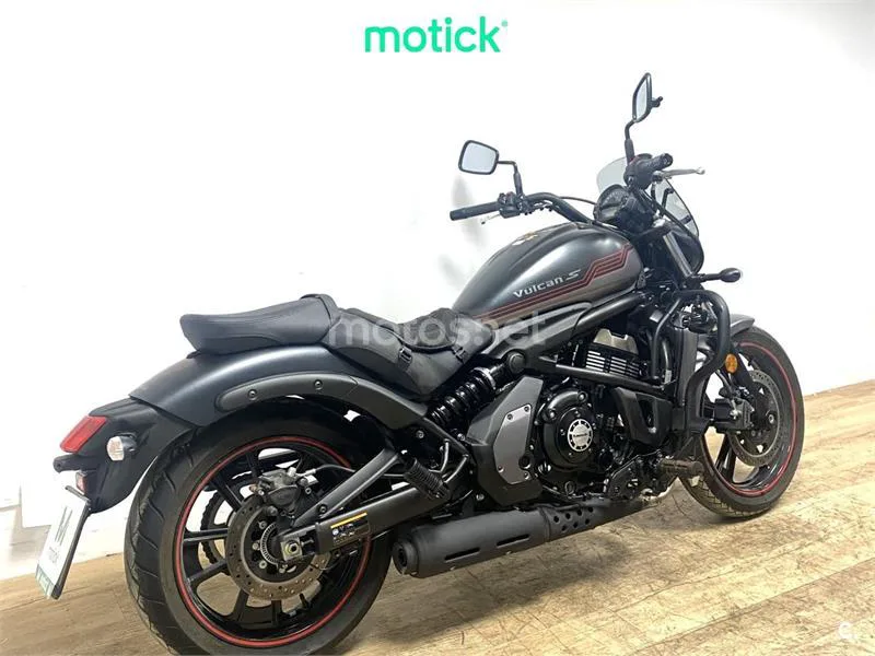 Kawasaki Vulcan S – Vista 9