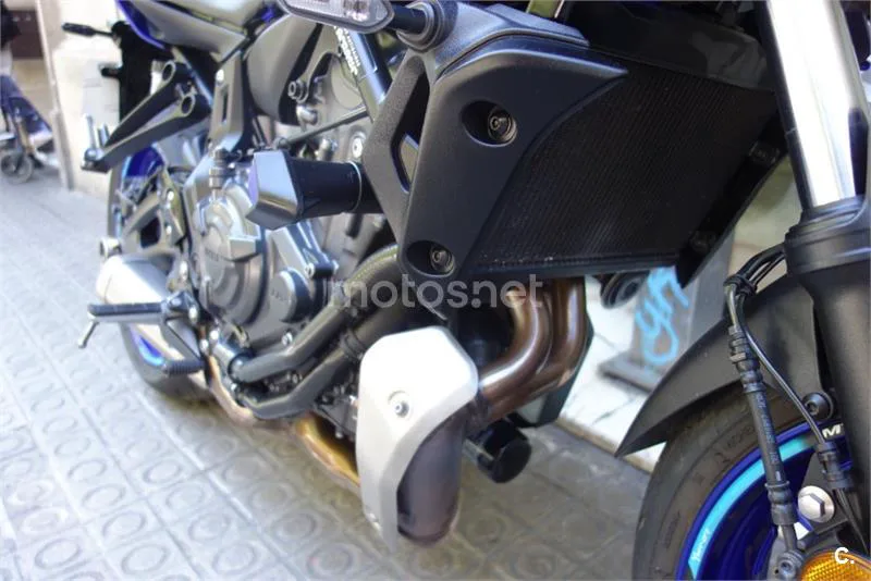 Yamaha MT-07 – Vista 20