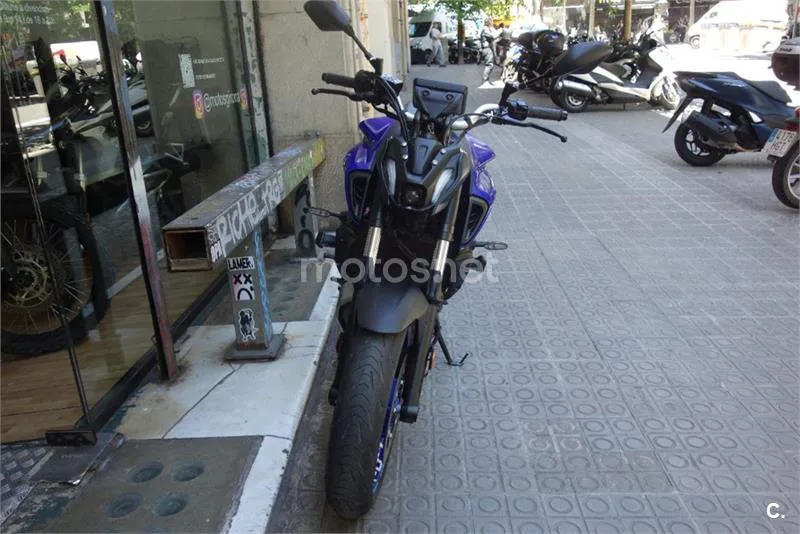 Yamaha MT-07 – Vista 9