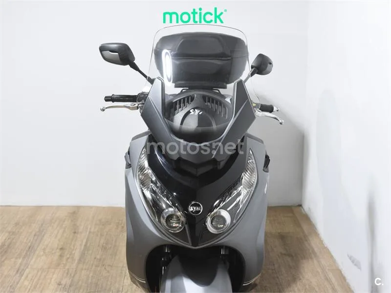SYM Maxsym 400 – Vista 11