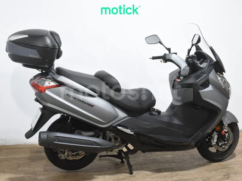 SYM Maxsym 400 – Vista 10