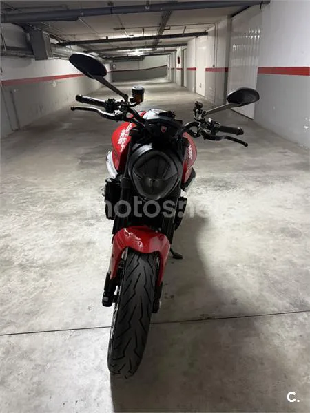 Ducati Monster – Vista 3