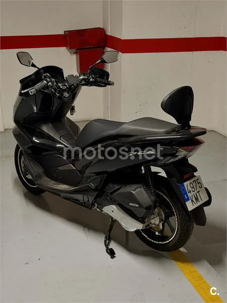Honda PCX 125 – Vista 3