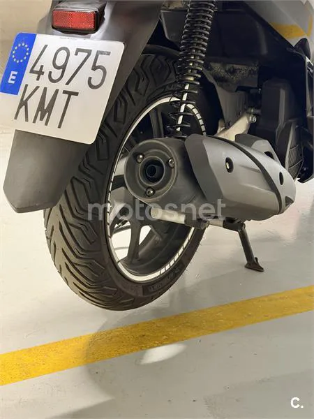 Honda PCX 125 – Vista 7