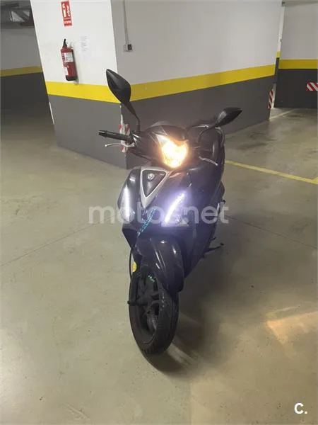 SYM Symphony 125 ST – Vista 3