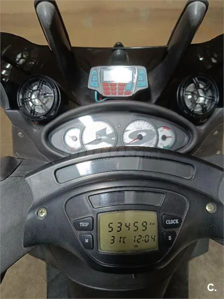 Piaggio X9 EVOLUTION 125 – Vista 4
