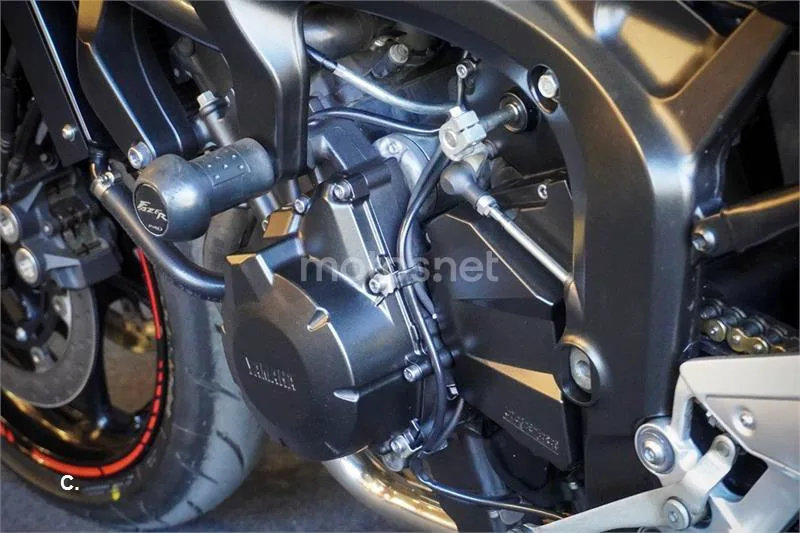 Yamaha FZ6 Fazer S2 – Vista 16