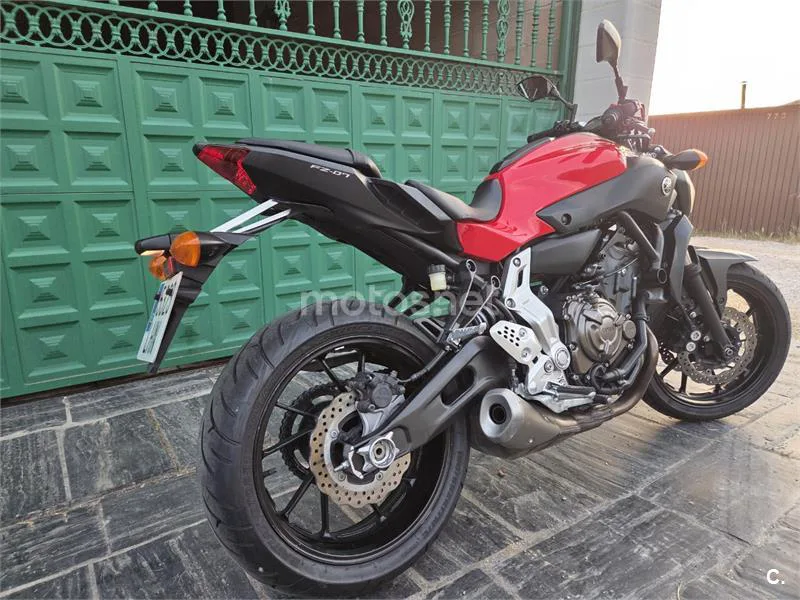 Yamaha MT-07 – Vista 2