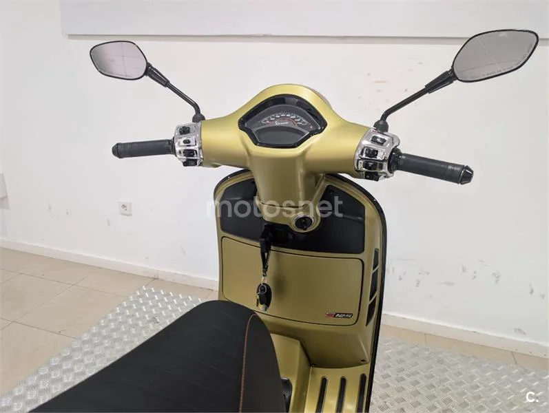 Vespa GTS 125 – Vista 14