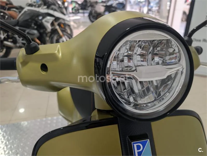 Vespa GTS 125 – Vista 15