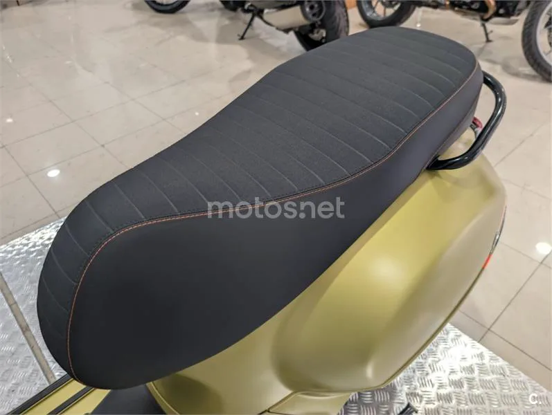 Vespa GTS 125 – Vista 19