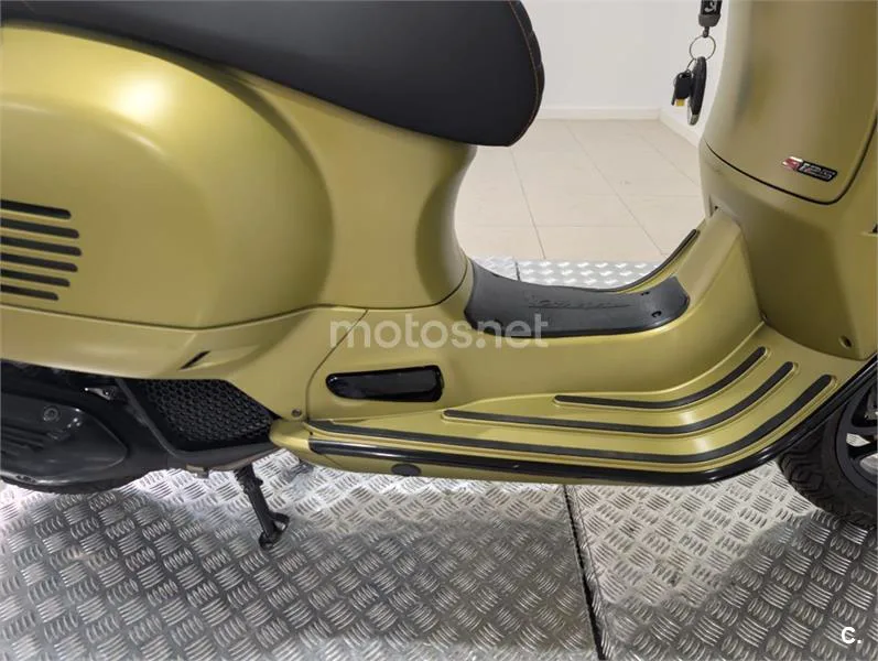 Vespa GTS 125 – Vista 20