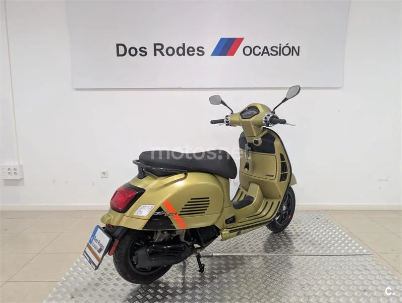 Vespa GTS 125 – Vista 7