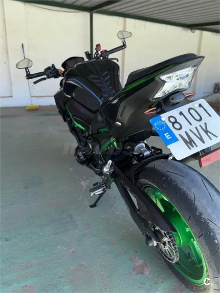 Kawasaki Z900 – Vista 3