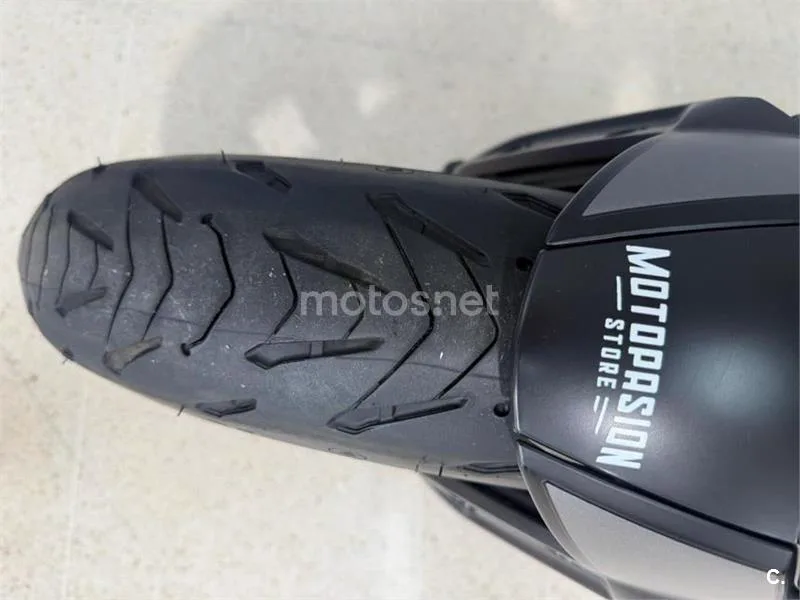 Triumph Trident 660 – Vista 8
