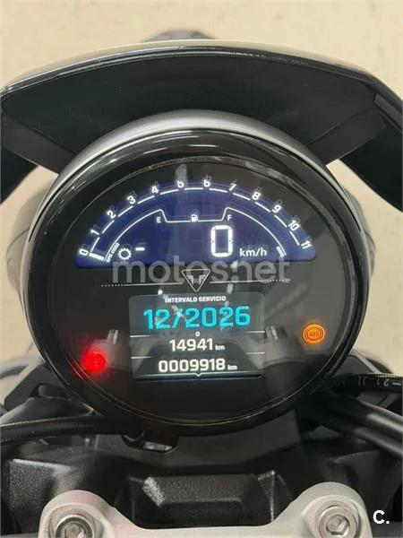 Triumph Trident 660 – Vista 10