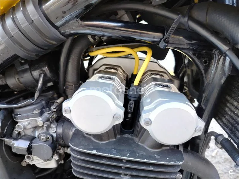 Yamaha FZS600 Fazer – Vista 6