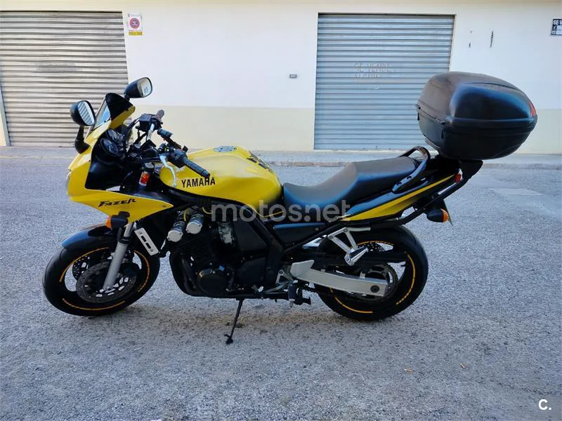 Yamaha FZS600 Fazer – Vista 9
