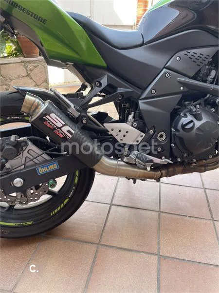 Kawasaki Z750 – Vista 5