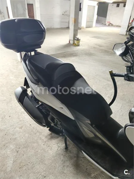 Kymco Xciting 400 – Vista 3