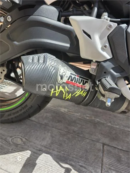 Kawasaki Ninja 650 – Vista 5