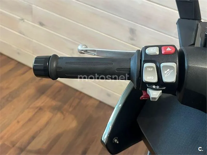 BMW C 650 GT – Vista 12