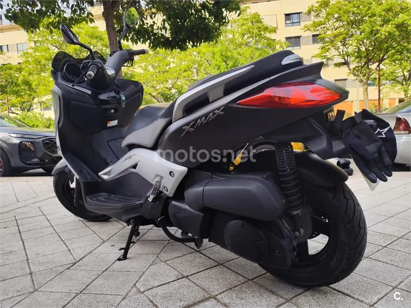 Yamaha XMAX 250 – Vista 8