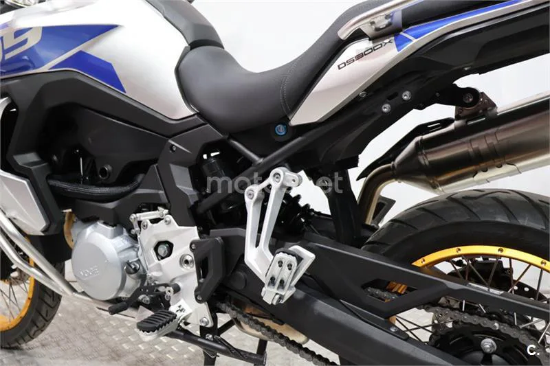 Voge 900 DSX – Vista 14