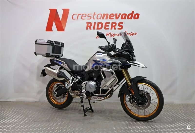 Voge 900 DSX – Vista 6