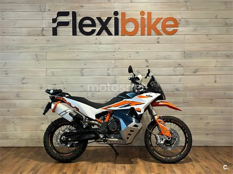 KTM 890 – Vista 3