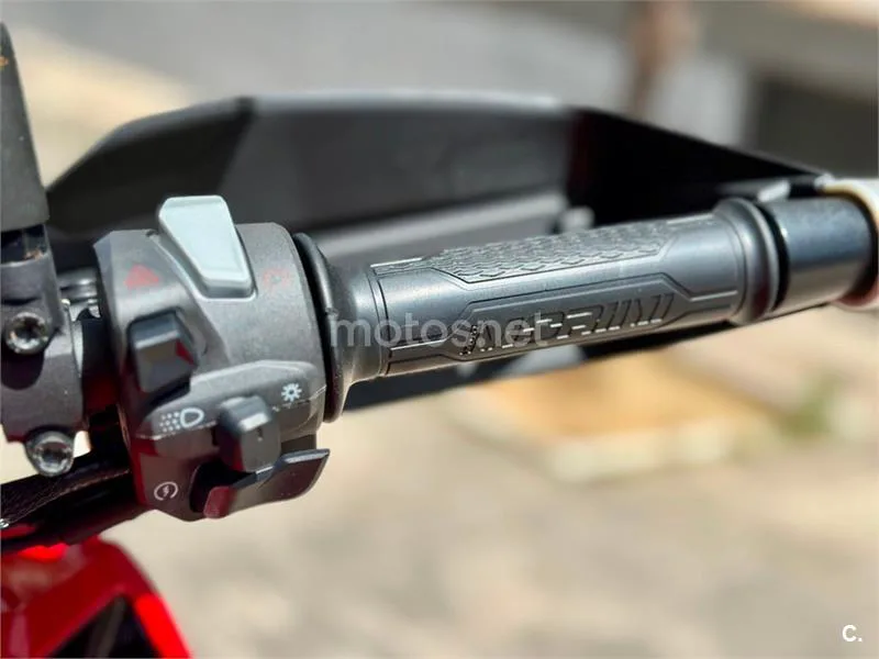 Moto Morini X-Cape – Vista 15