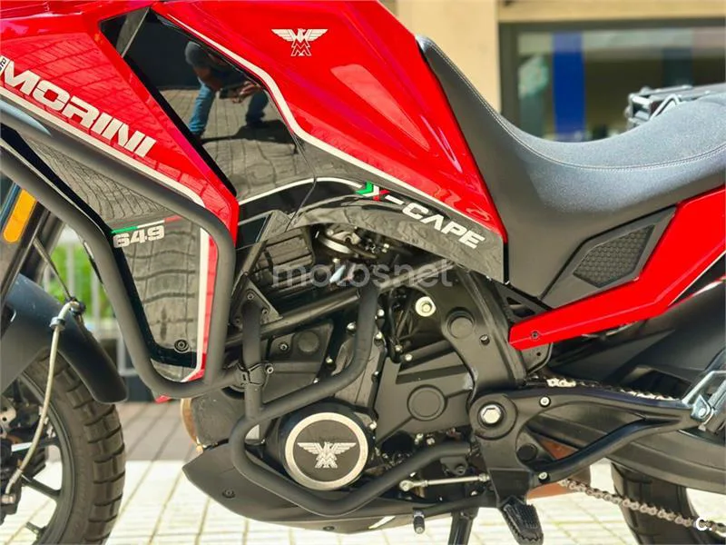 Moto Morini X-Cape – Vista 25