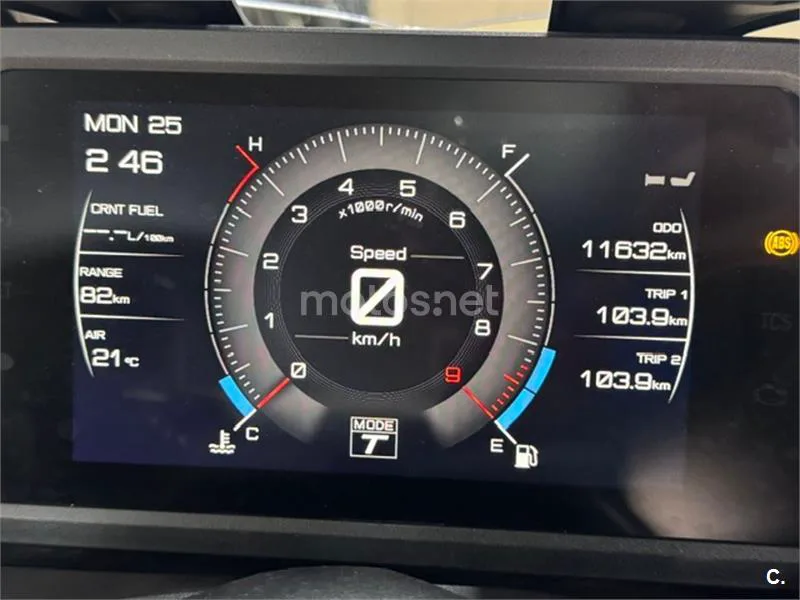 Yamaha TMAX – Vista 5